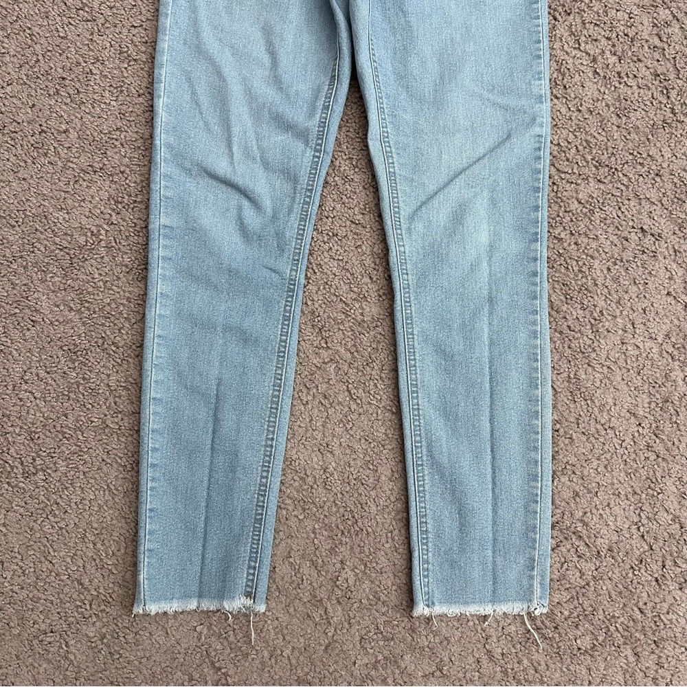 Tinseltown Light Blue Midrise Skinny Jeans Womens Juniors 27 - Picture 4 of 14